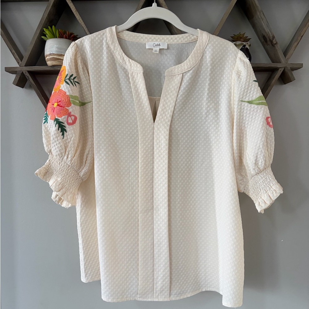 Oddi Los Angeles The Jaxton Cream Embroidered Puff Sleeve Top from Mod Boutique. - Picture 2 of 6